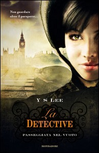 LEE Y S, la detective - passeggiata nel vuoto